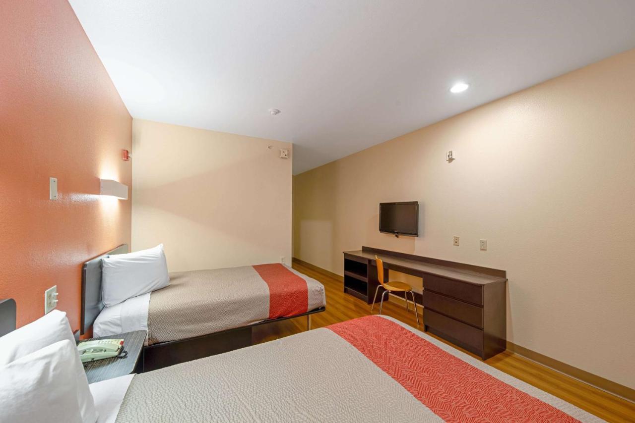 Motel 6-Rhome, Tx Luaran gambar