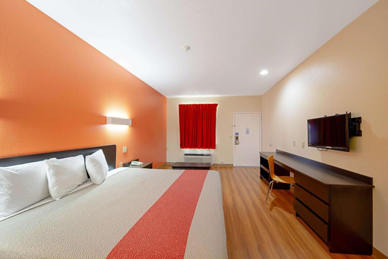 Motel 6-Rhome, Tx Luaran gambar