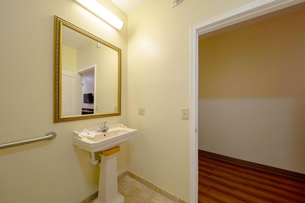 Motel 6-Rhome, Tx Luaran gambar